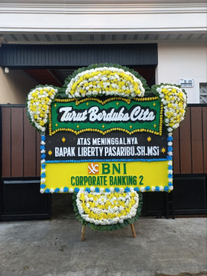 Papan Bunga Duka di Arjawinangun