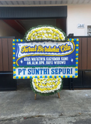Papan Bunga Duka di Arjawinangun