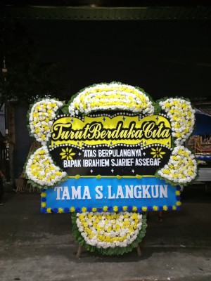 Papan Bunga Duka di Arjawinangun